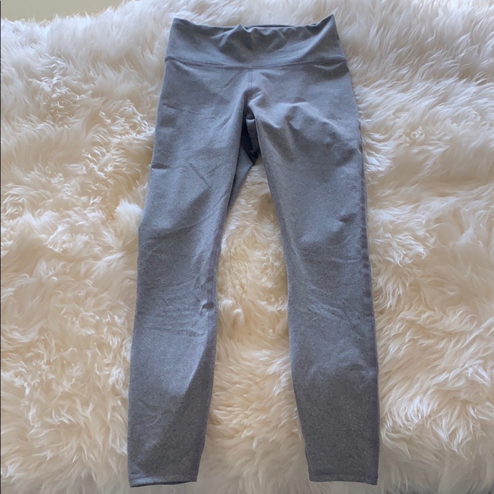 Fabletics High-Waisted Heathered Gray 7/8 length